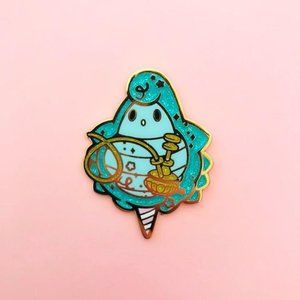 A Grade Caterpillar Cotton Candy Alice in Wonderland Sharodactyl Pin